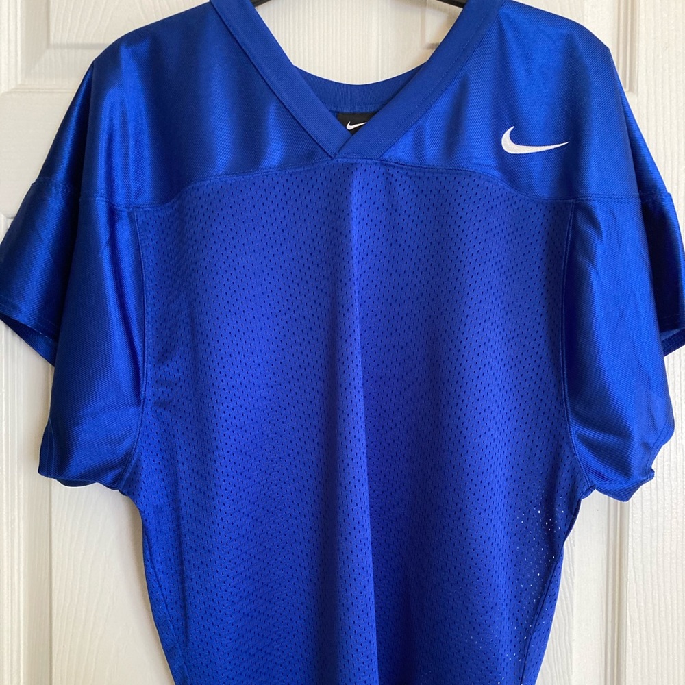 Nike sports shirt